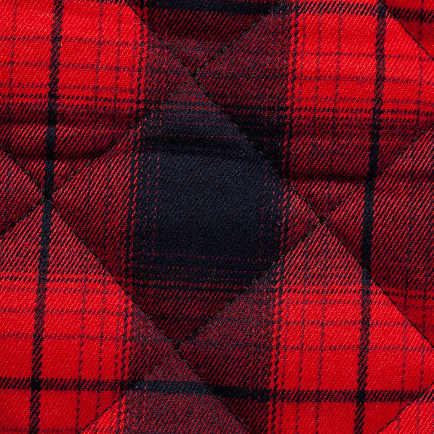 Quilted PrimaSoft™ Tartan 2-Sided 10oz - Red