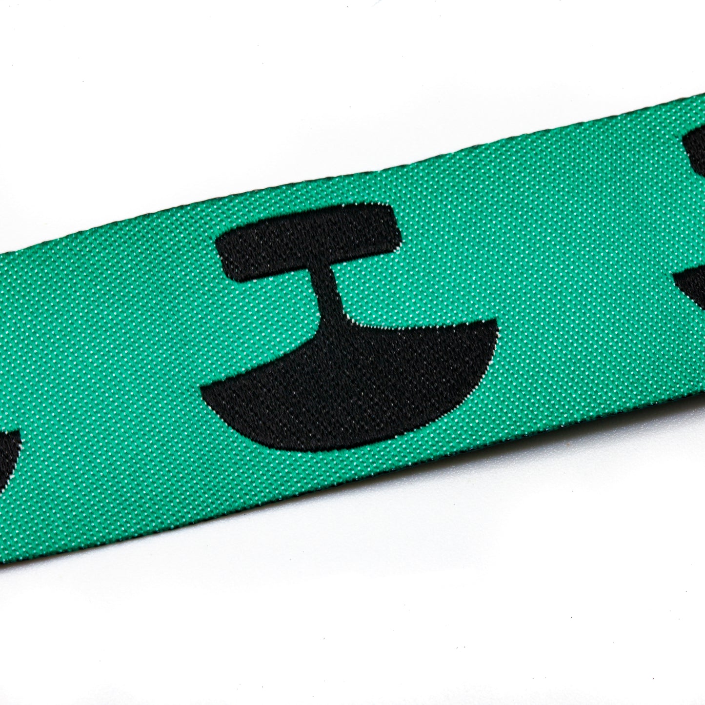 emerald green ulu