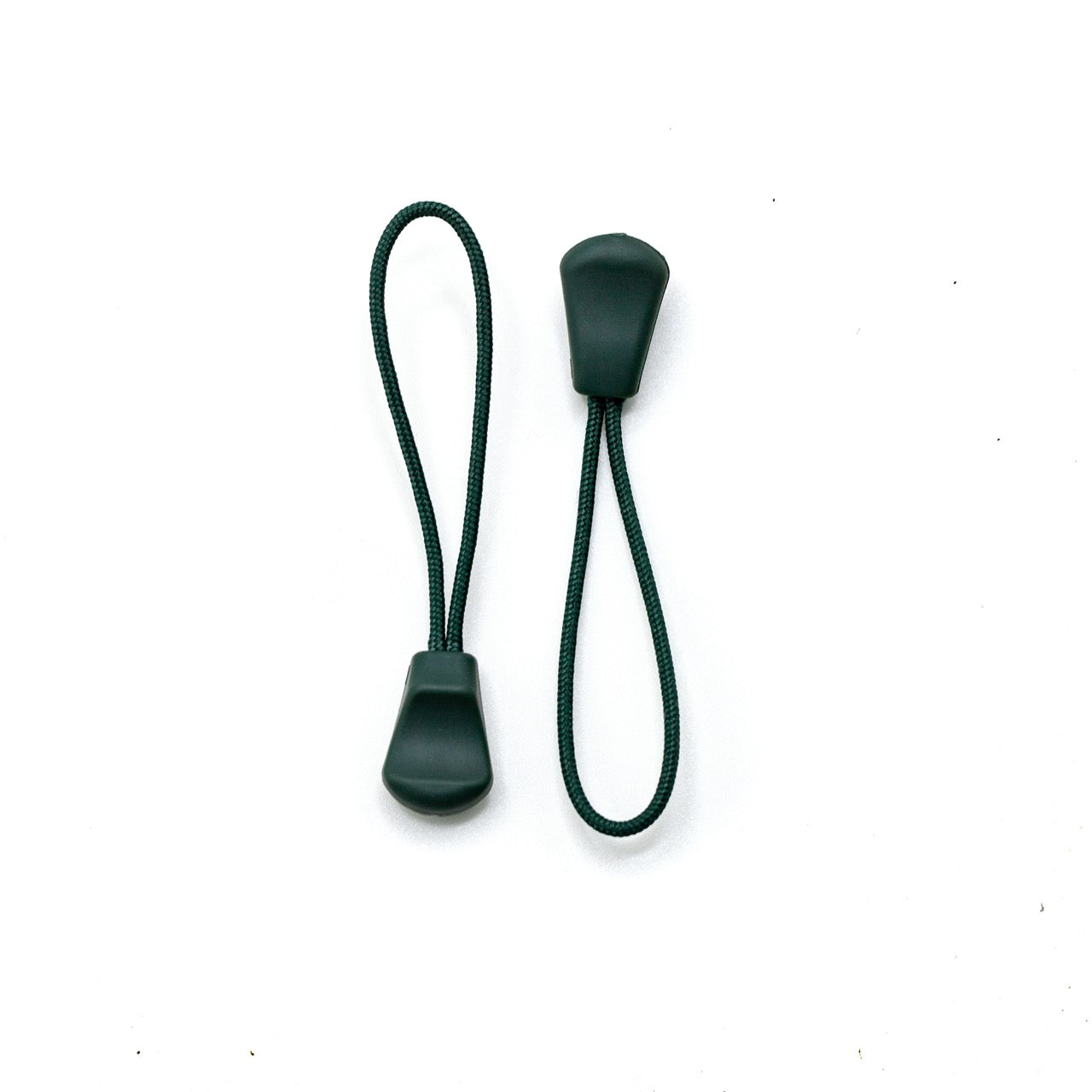 Zipper Pull - Dark Green (close)