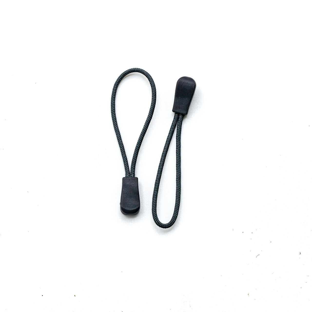 Zipper Pull - Charcoal (CLOSE)