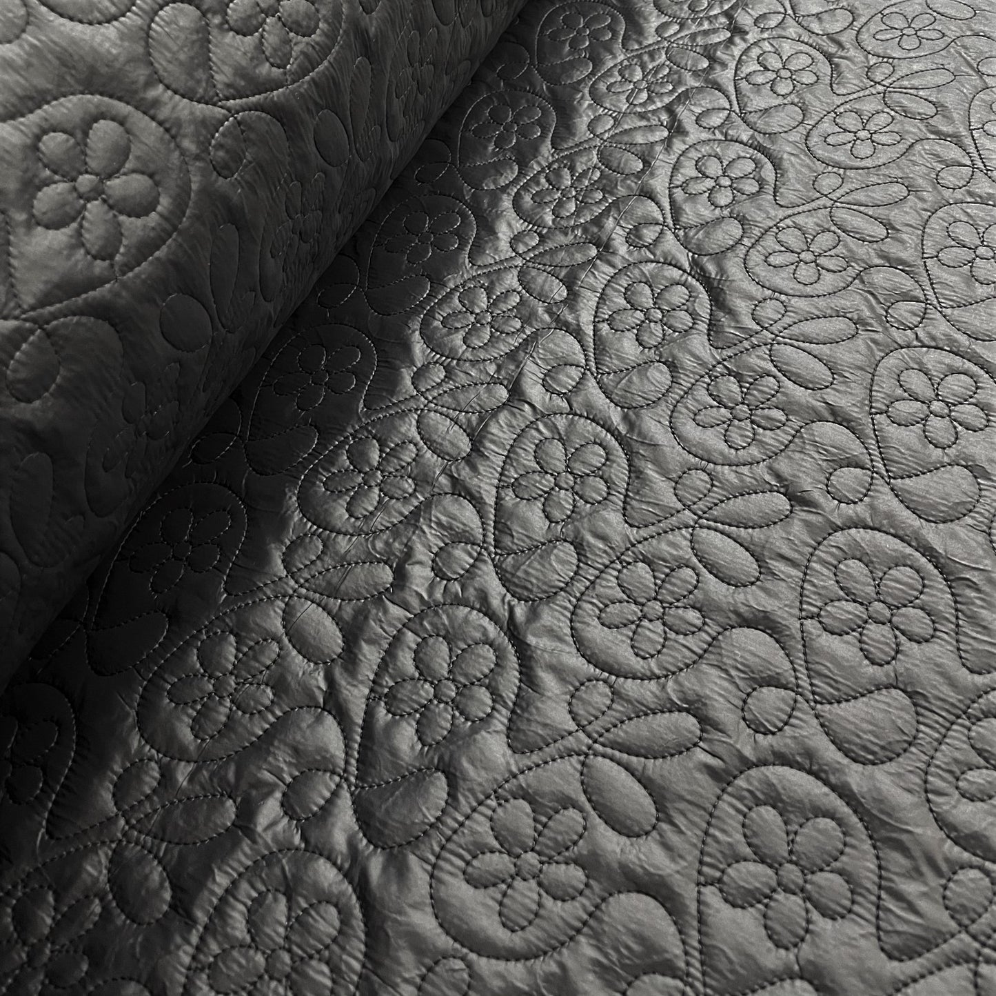 Embroidered Quilt Flowers, black